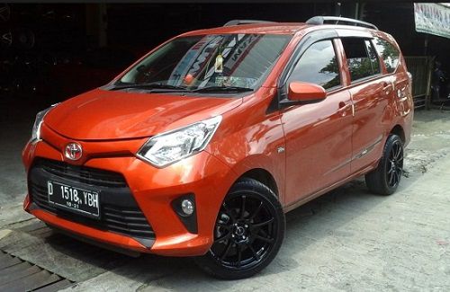 40 Koleksi Modifikasi Mobil Calya Warna Hitam HD Terbaik