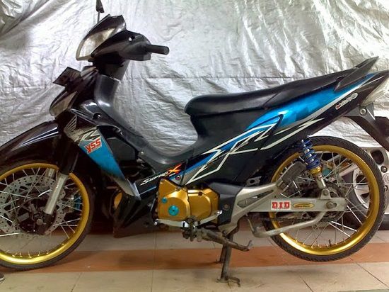 Harga Supra X 125 2018, Review, Spesifikasi & Modifikasi Harga Supra X 125 2018, Review, Spesifikasi & Modifikasi