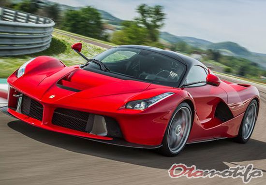 Gambar Ferrari LaFerrari