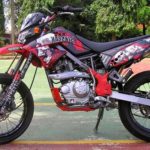  Harga motor ini lebih murah dibandingkan KLX  Harga Kawasaki KLX 150 2019 : Review, Spesifikasi  Modifikasi