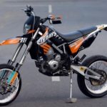  Harga motor ini lebih murah dibandingkan KLX  Harga Kawasaki KLX 150 2019 : Review, Spesifikasi  Modifikasi