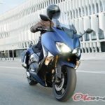  Tidak ada salahnya bermimpi mempunyai moge atau motor gede Harga Yamaha TMAX 2019, Review, Spesifikasi  Gambar