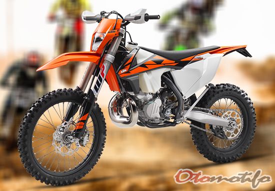 Perusahaan otomotif asal Austria ini dikenal sebagai produsen motor berstandar dunia yang Harga Motor Trail KTM 2 Tak 4 Tak Terbaru 2019