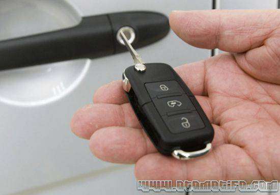 Aksesoris Alarm Mobil
