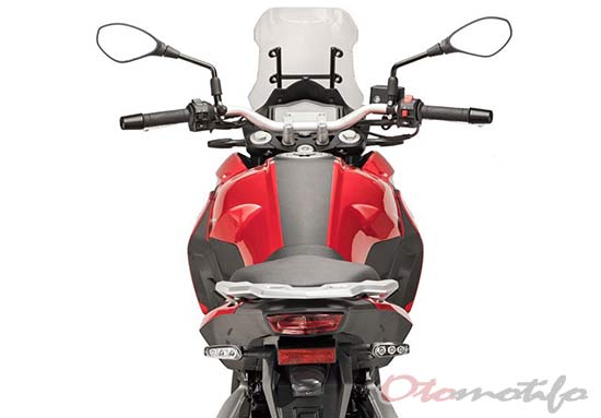 Fitur Benelli TRK 251