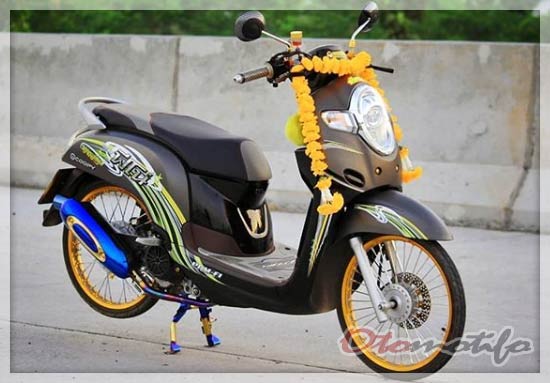 2019 Modifikasi Scoopy Terbaru Babylook Thailook Stylish 2019 Modifikasi Scoopy Terbaru Babylook Thailook Stylish
